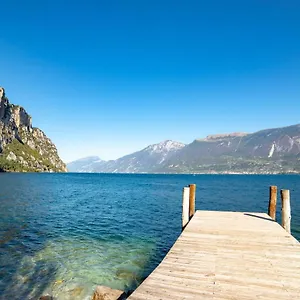 La Gemma Sul Apartment Campione del Garda