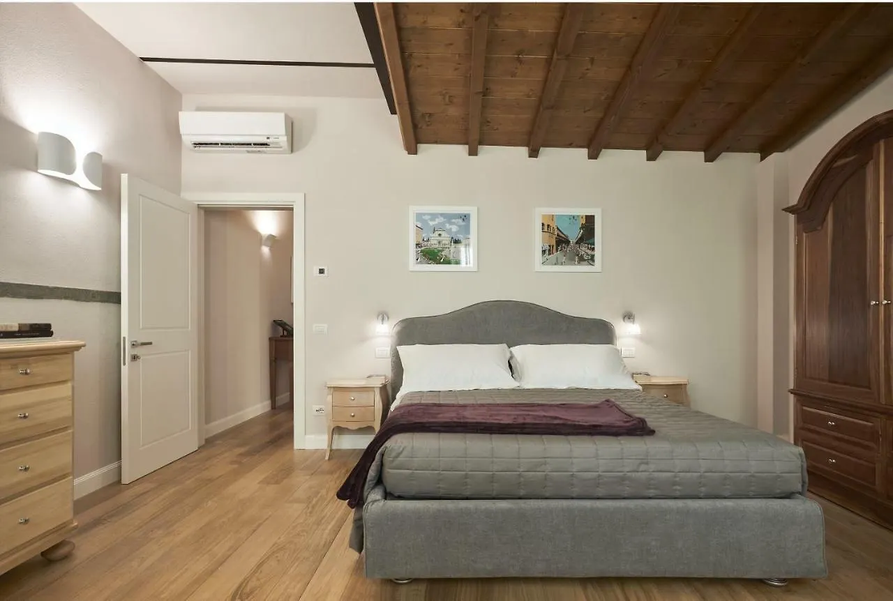 Pergola35 Apartman Firenze