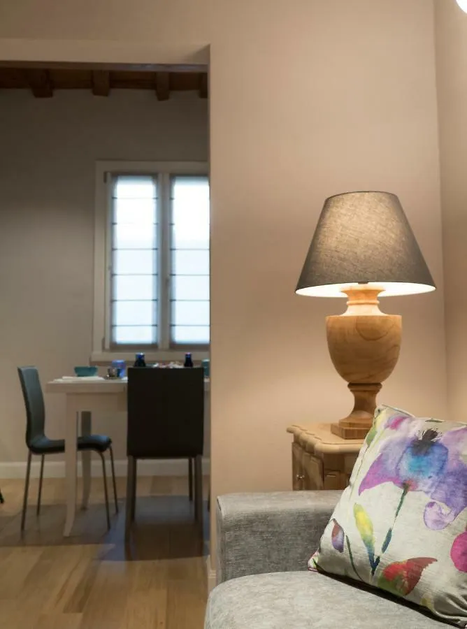 Pergola35 Apartman Firenze